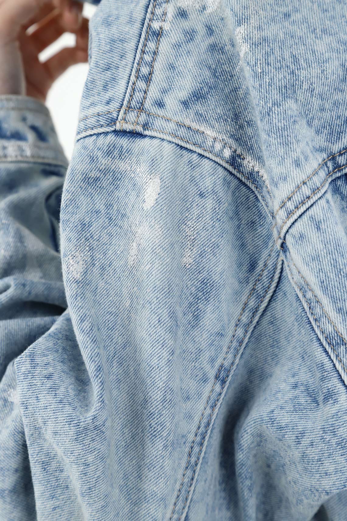 Women's Blue Denim Jacket - Image 4