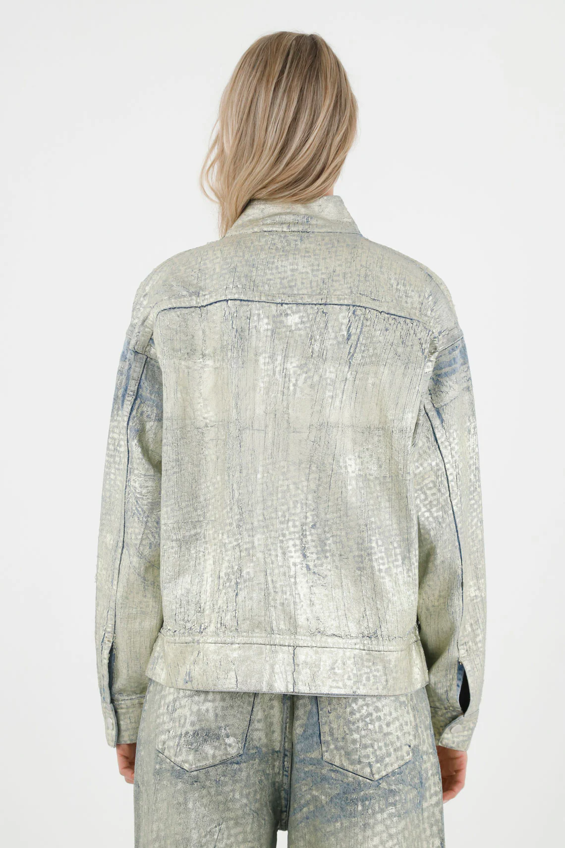 Women's Oversized Metallic-Effect Jacket - Image 3