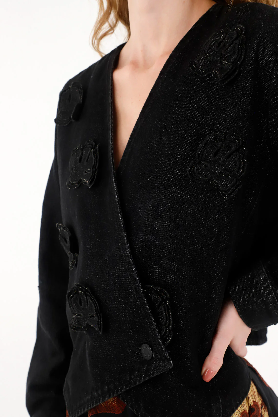 Women's bolero jacket with embroidered flowers - Image 2
