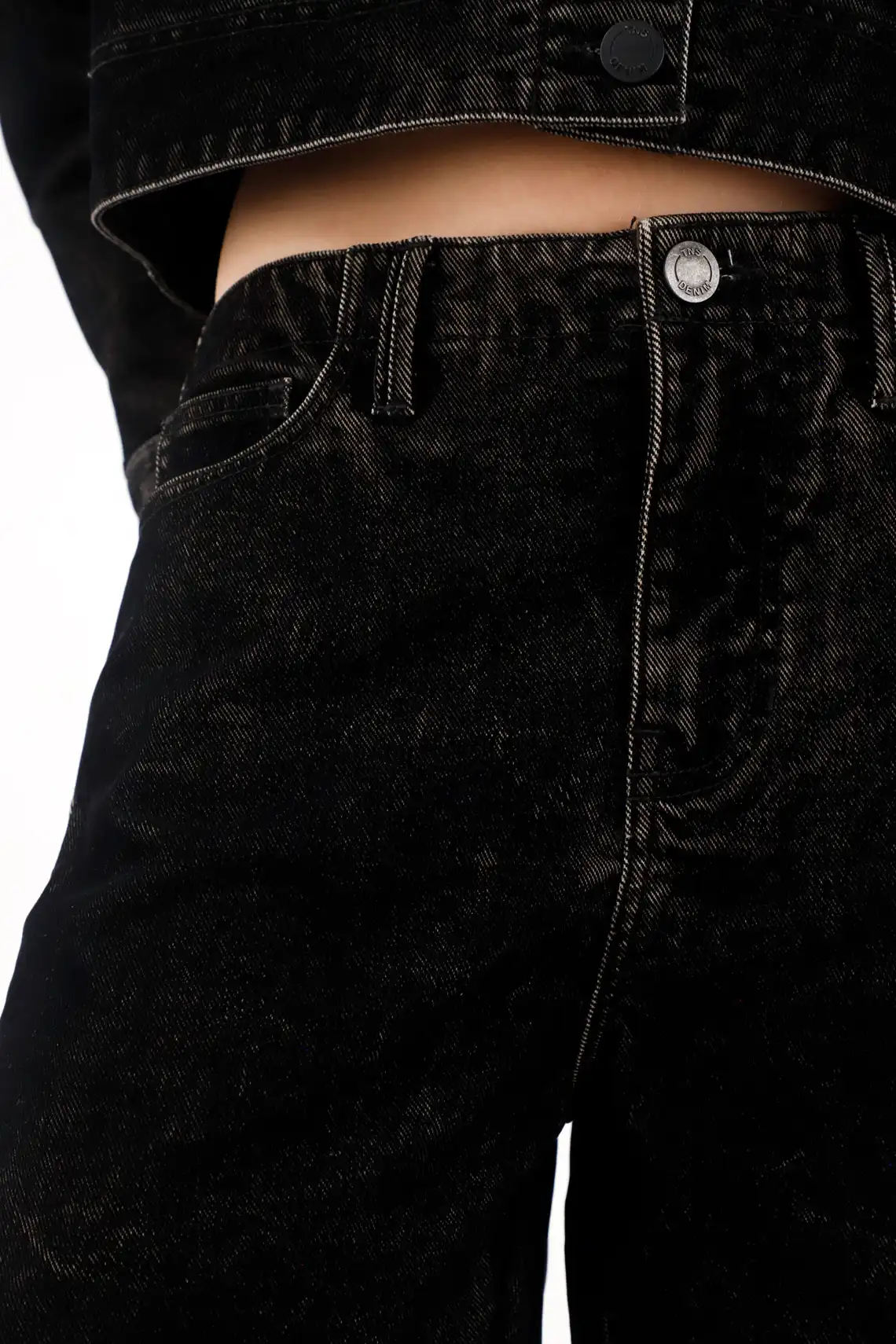 Black Velvet Bermuda Shorts for Women - Image 3