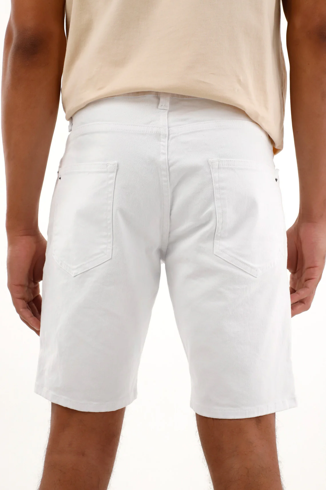 Men's White Five-Pocket Bermuda Shorts - Image 4