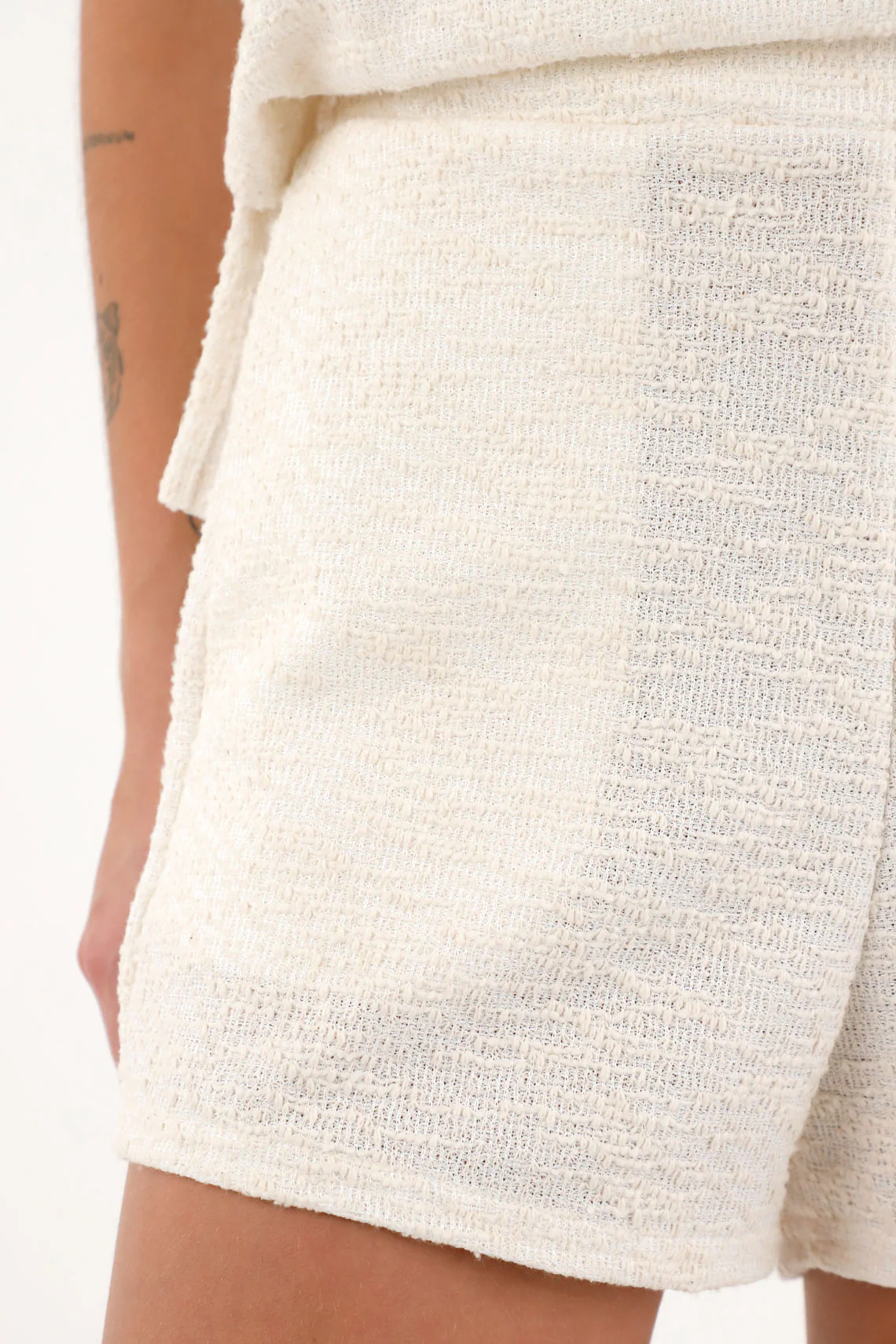 Textured Fabric Cream Shorts for Women - Image 3