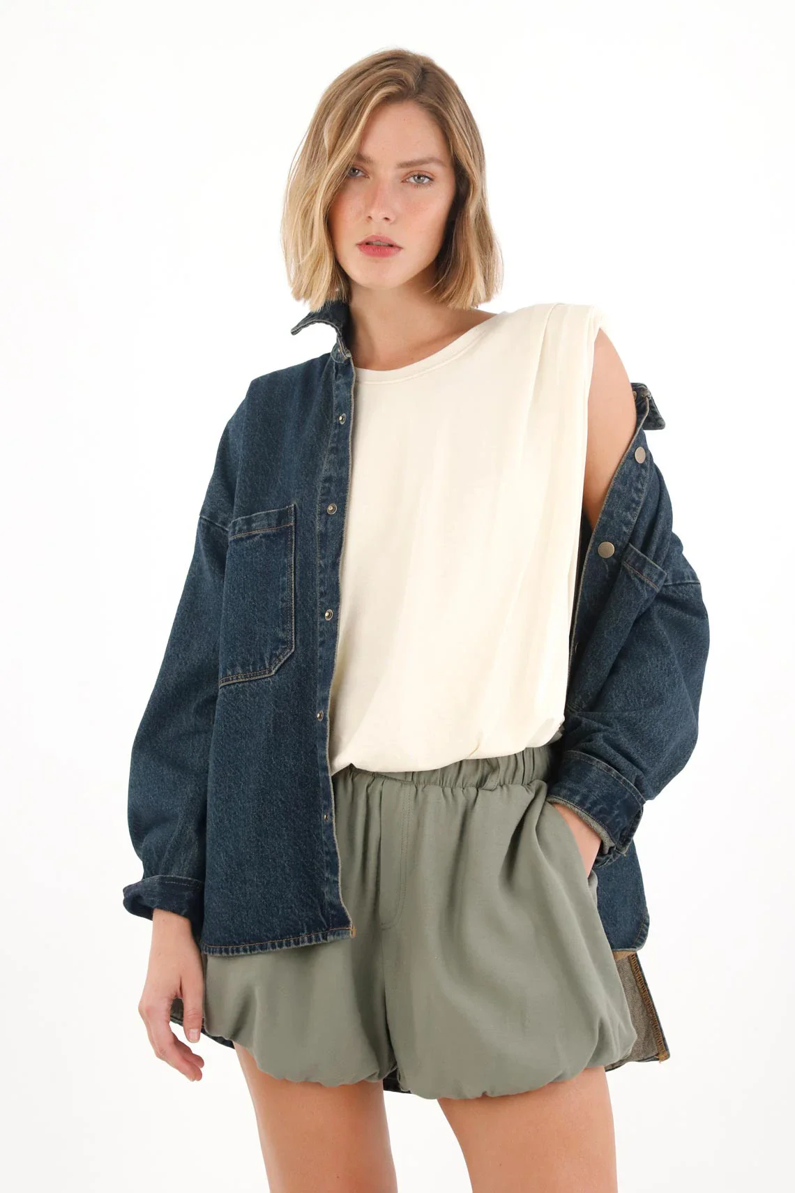 Green Gathered Design Shorts for Women - Image 2