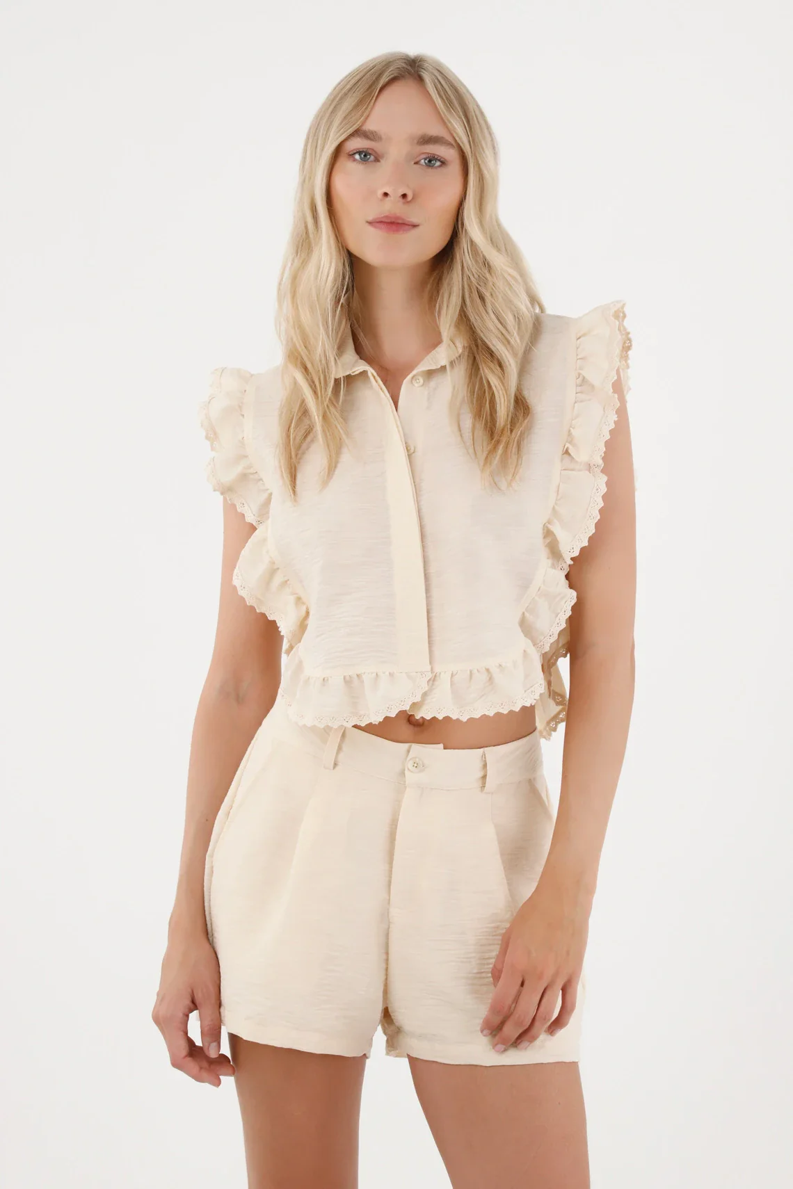Cream Diagonal Pocket Shorts for Women - Image 3