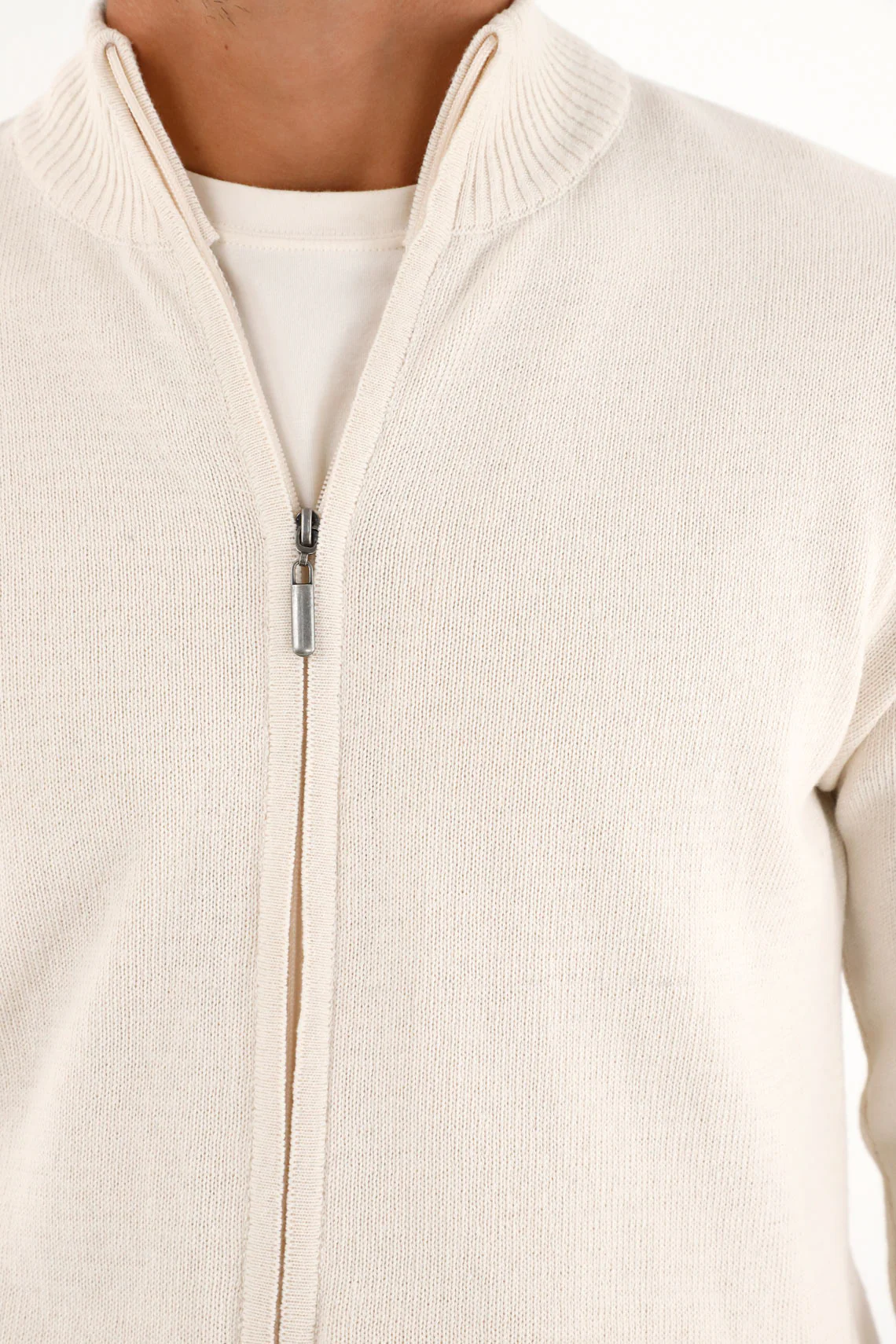 Stylish High Neck Sweater for Men - Image 2