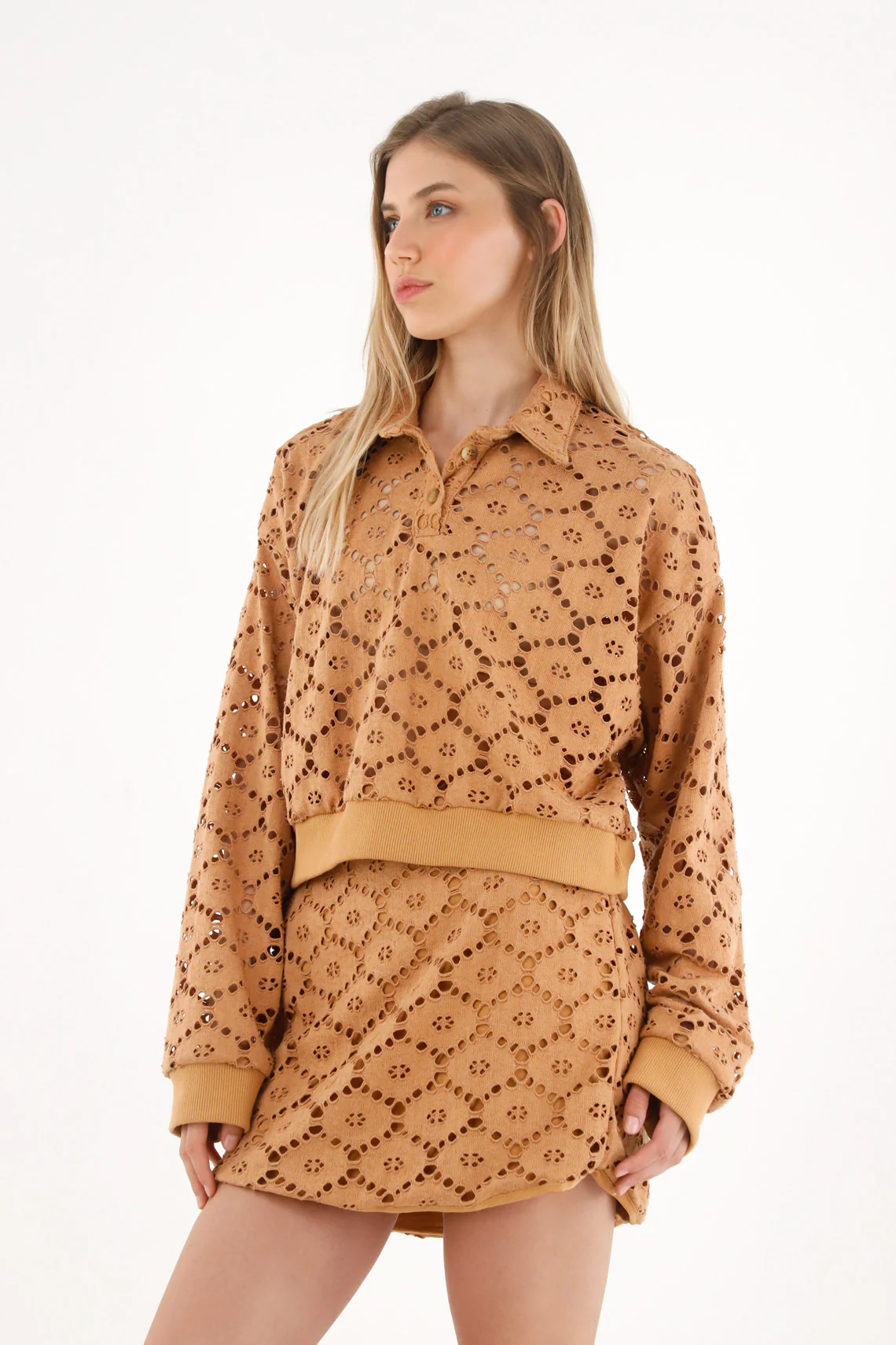 Women's Brown Knit Pullover - Image 4
