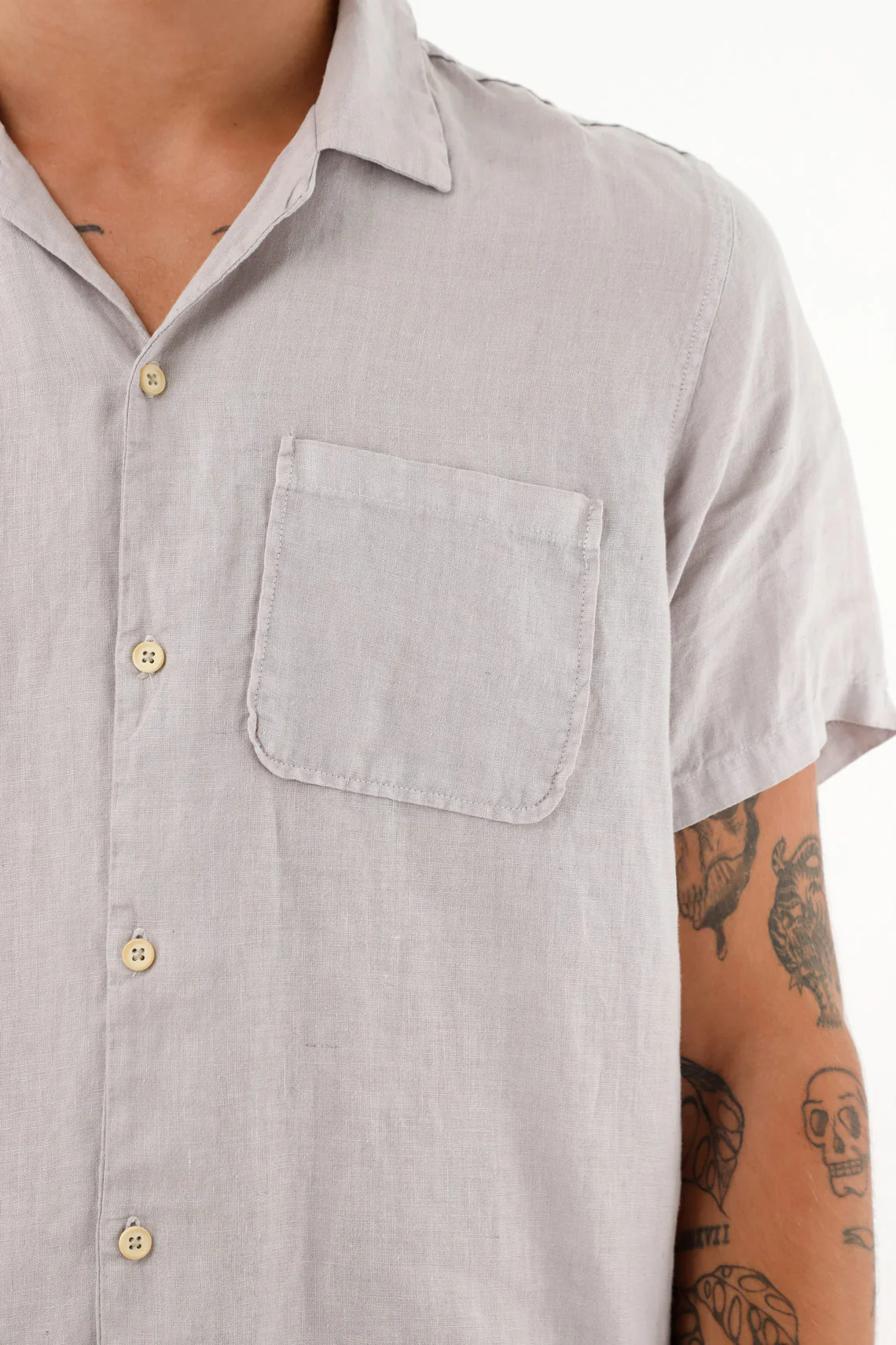 Gray Short Sleeve Linen Shirt for Men - Image 3