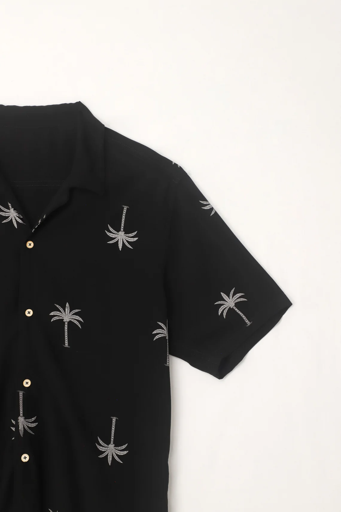 Linen-Look Palm Tree Design Shirt for Men - Image 3