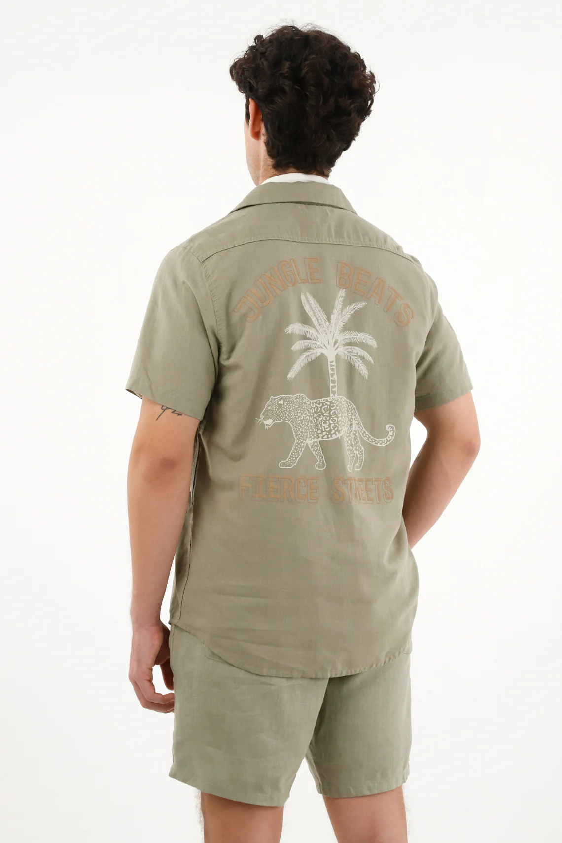 Men's bowling shirt with palm tree design - Image 2
