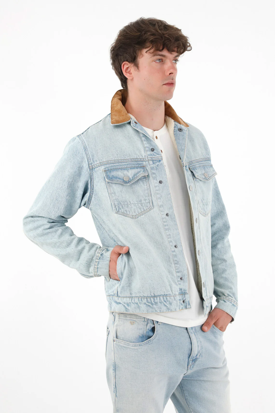 Corduroy Collar Trucker Jacket for Men - Image 4