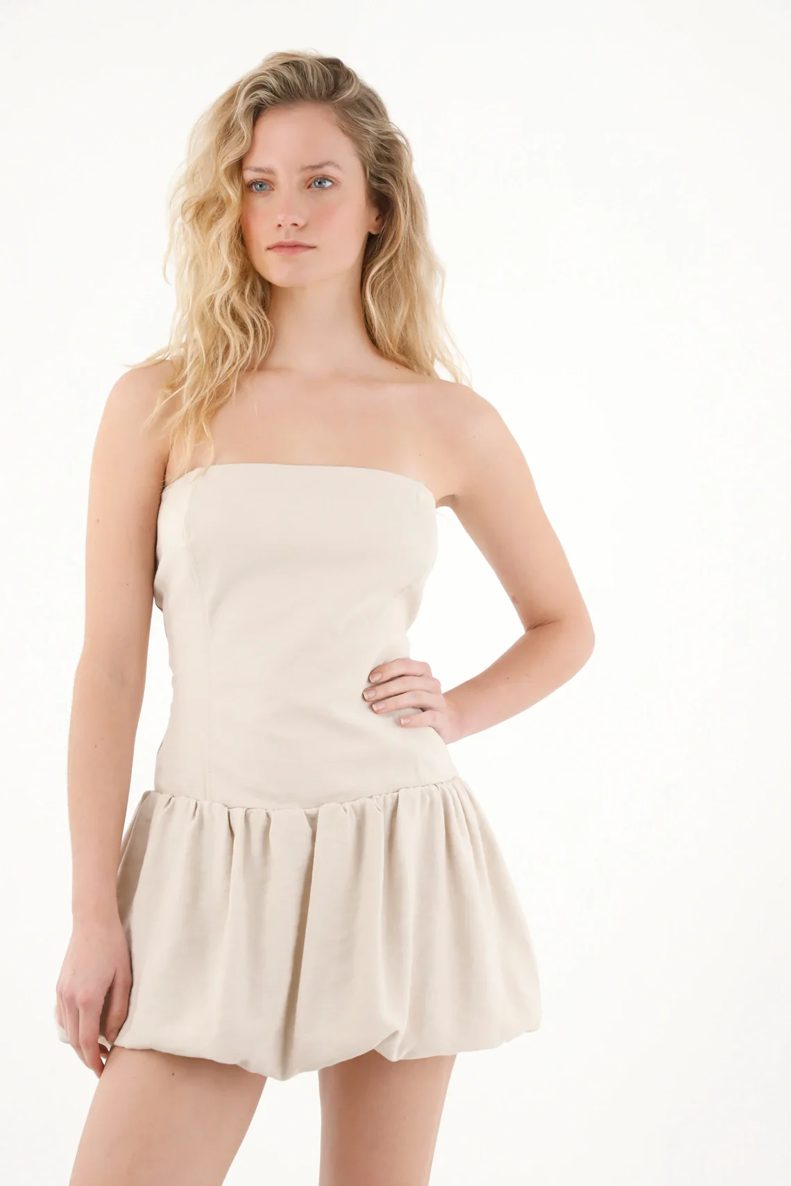 Off-White Strapless Balloon Silhouette Dress for Women