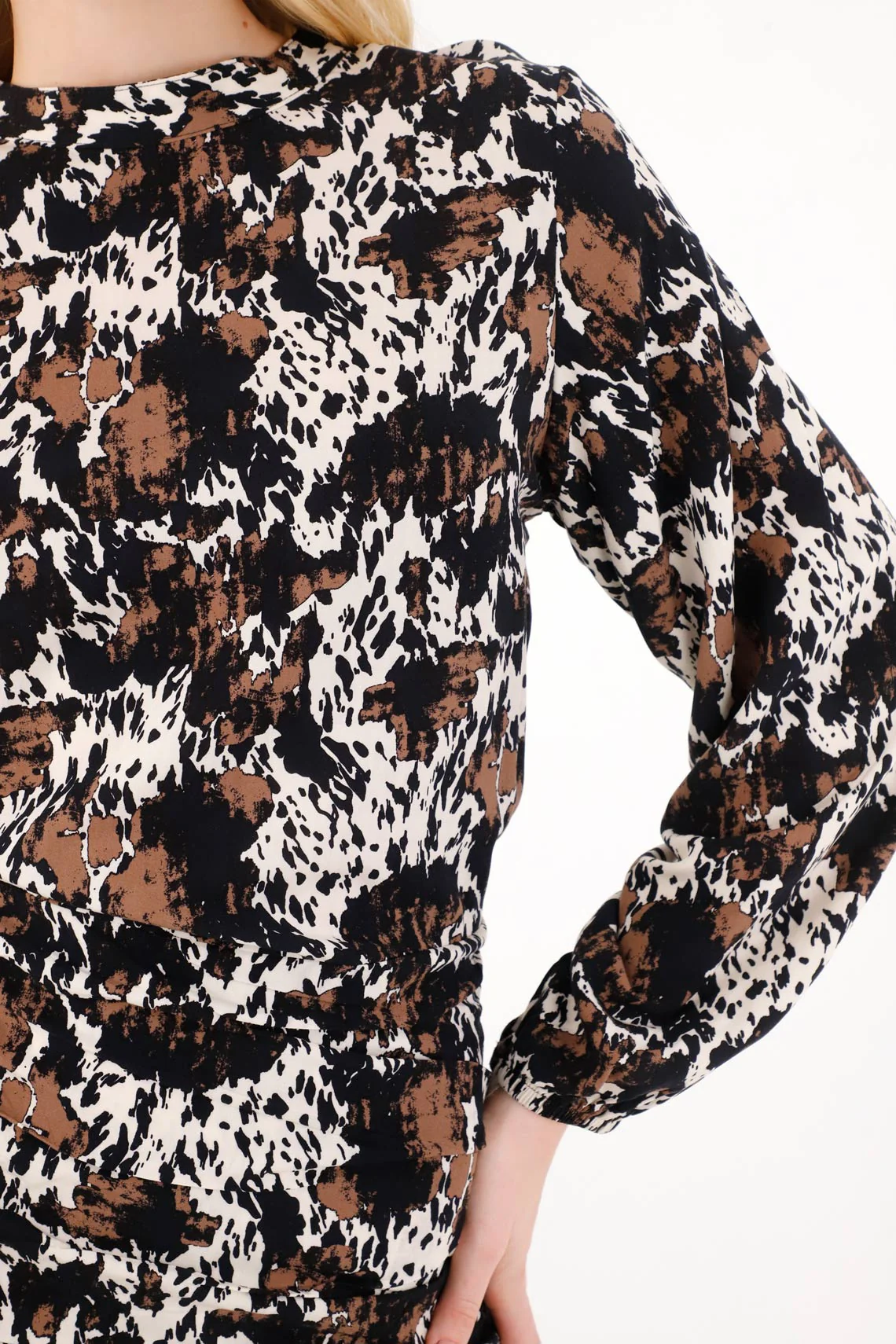 Short Dress with Ruffles Print for Women - Image 4