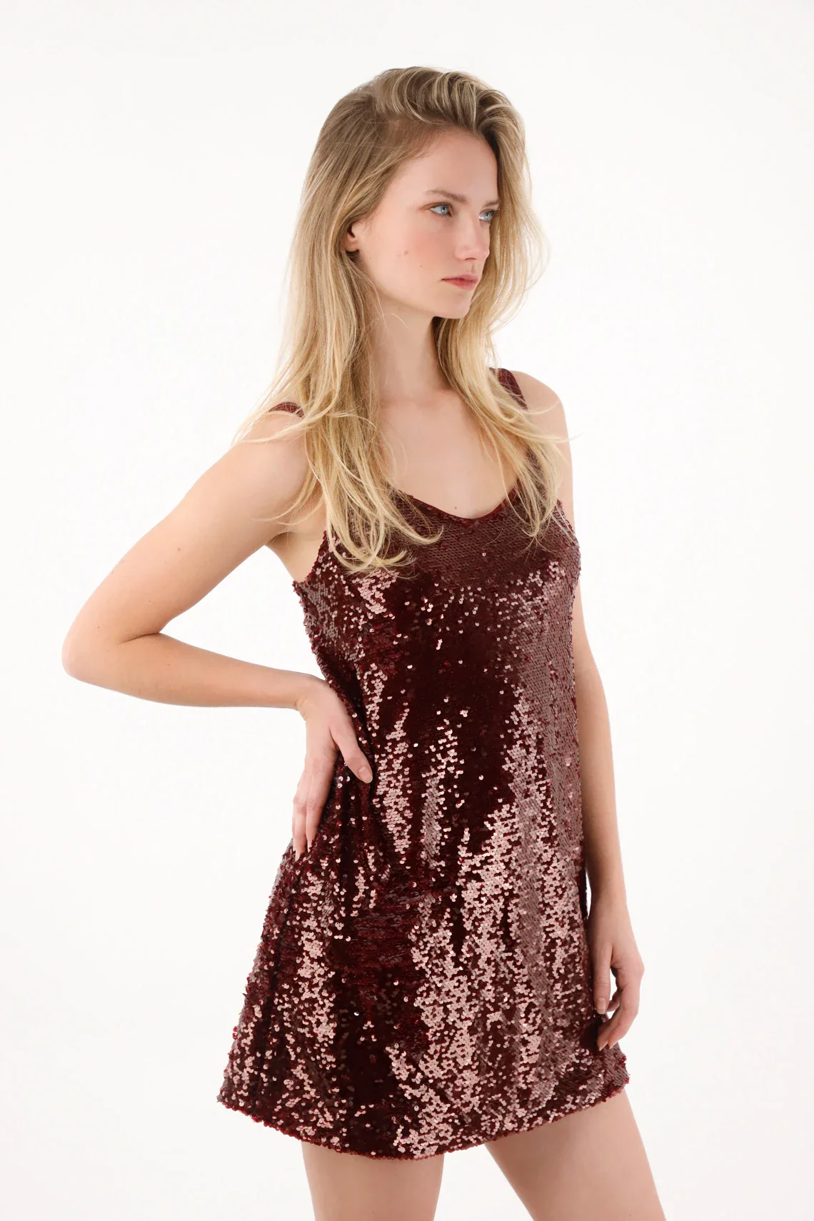 Short Wine Red Sequin Dress for Women - Image 2