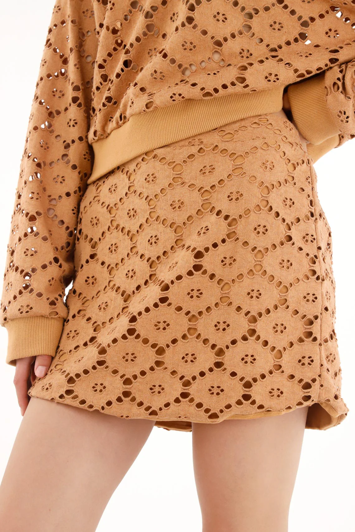 Women's Short Open Weave Brown Skirt