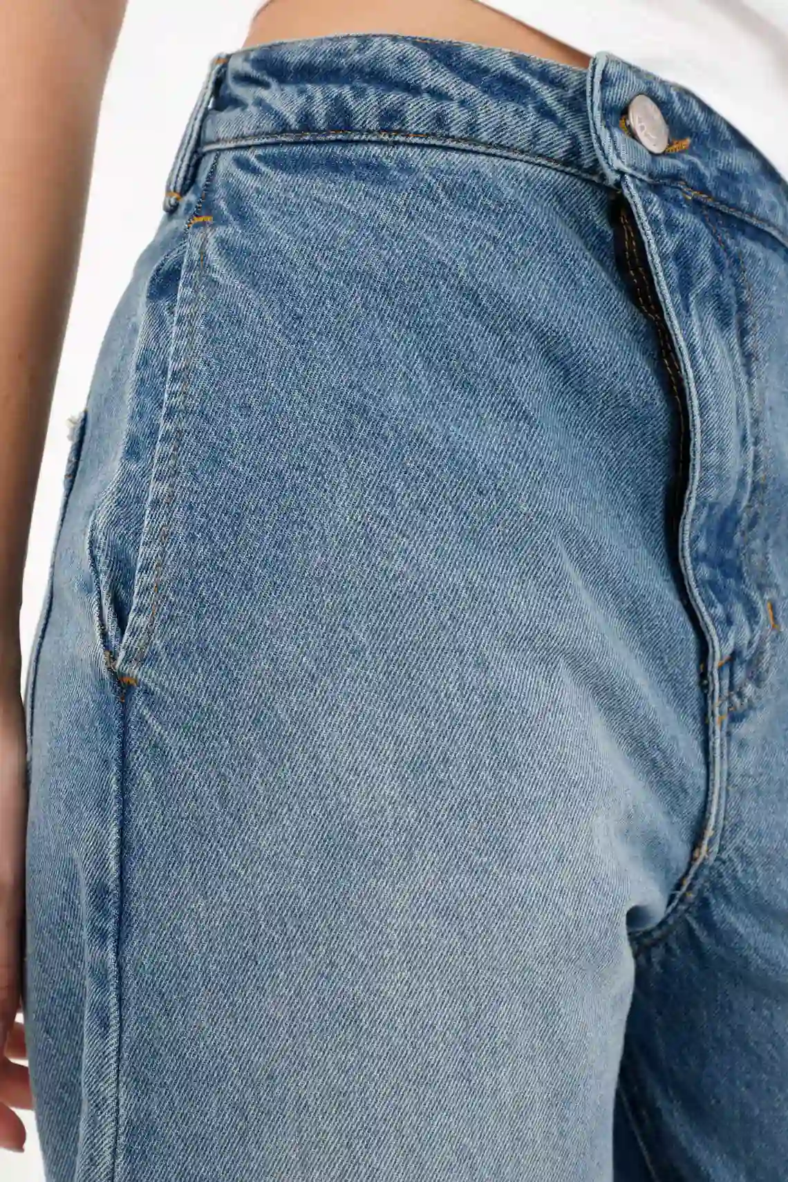 Horseshoe Jeans with Diagonal Blue for Women - Image 4