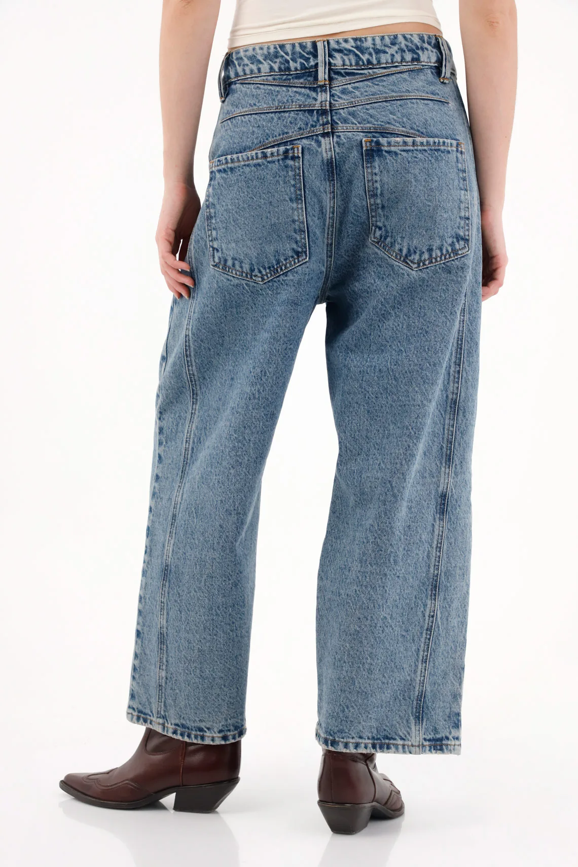 Mid Rise Horseshoe Jeans in Blue for Women - Image 4