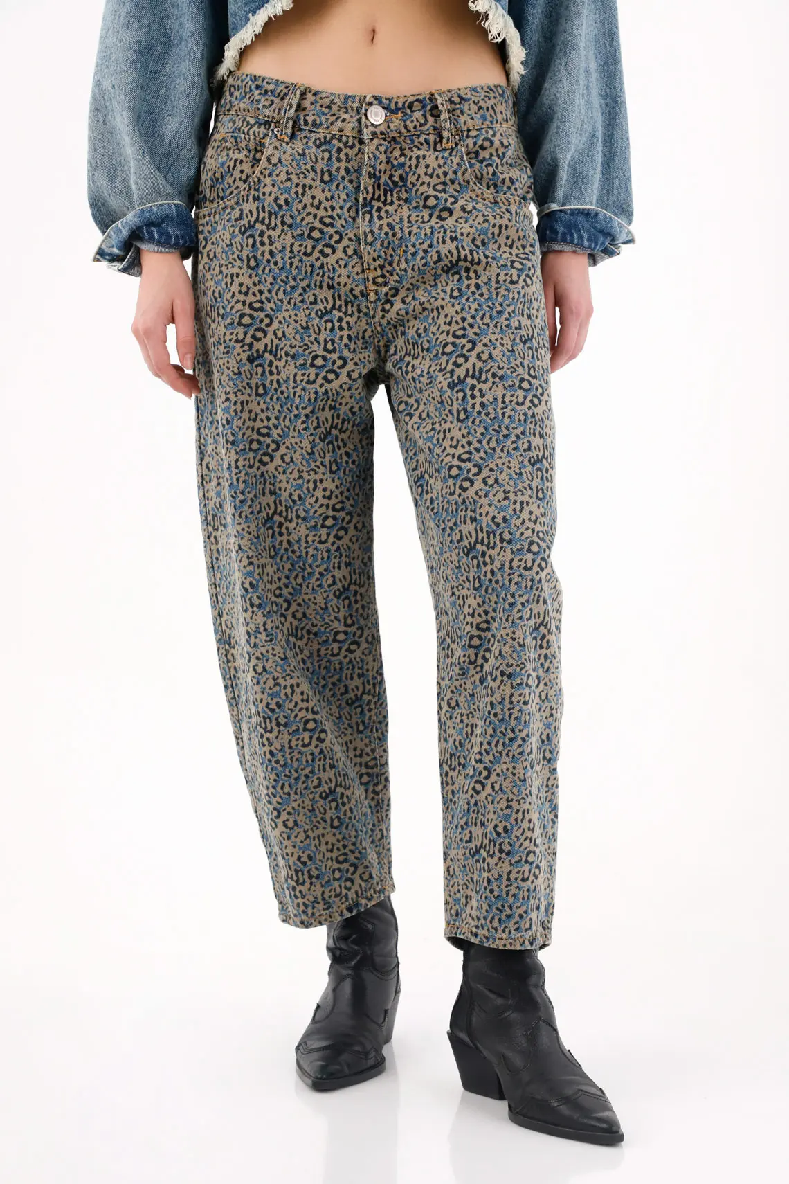 Animal Print Barrel Jeans for Women - Image 2