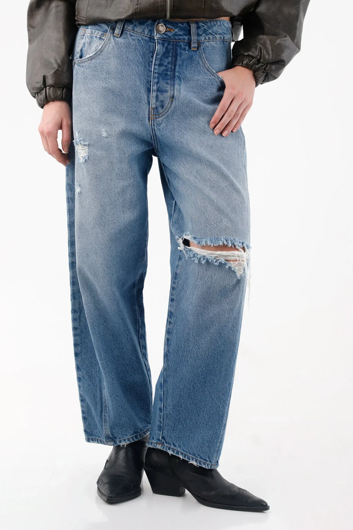 Light Blue Ripped Jeans for Women - Image 2