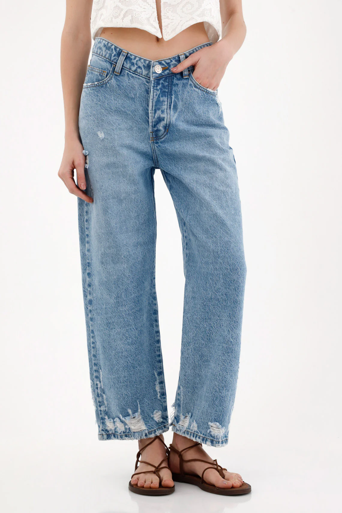 Straight Jeans with Distressed Detailing in Blue for Women