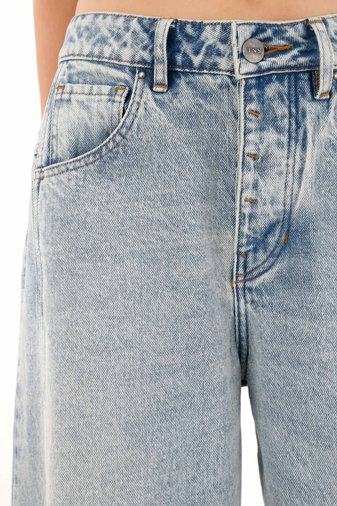 Women's Low-Rise Blue Horseshoe Jeans - Image 4