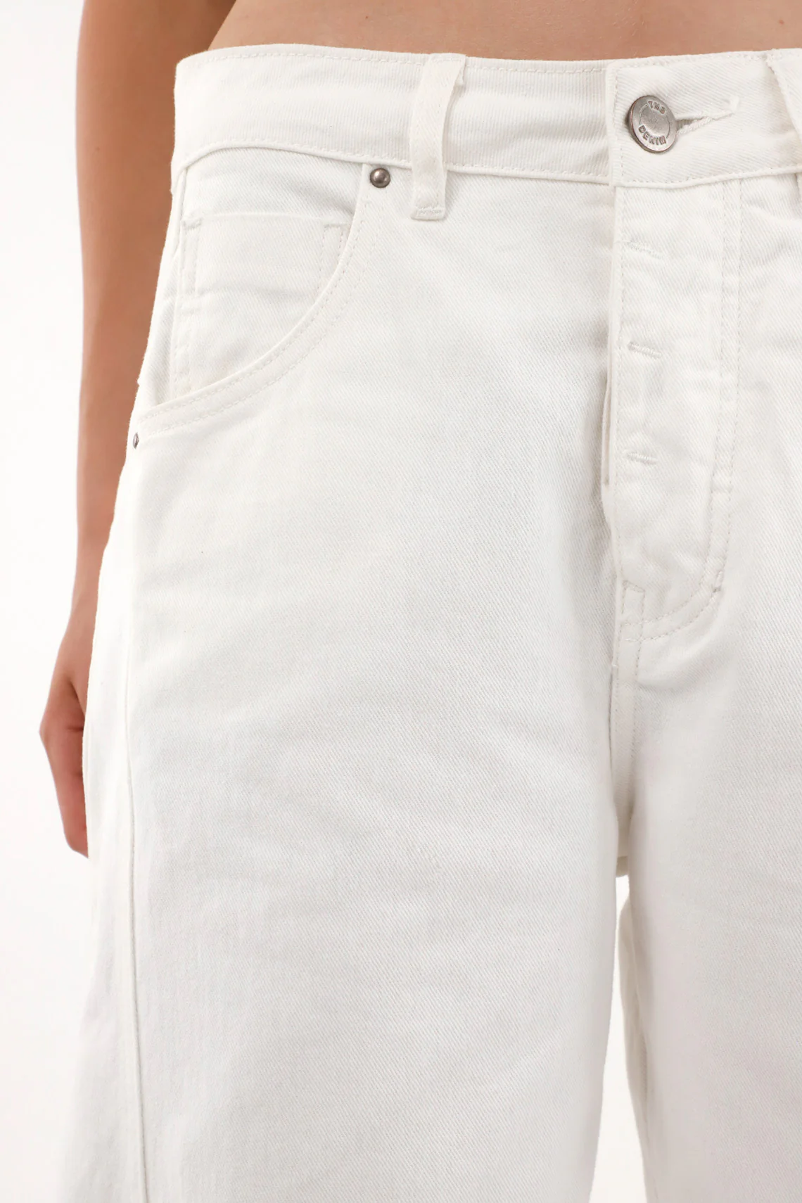 Women's Low-Rise Raw Denim Horseshoe Jeans - Image 3