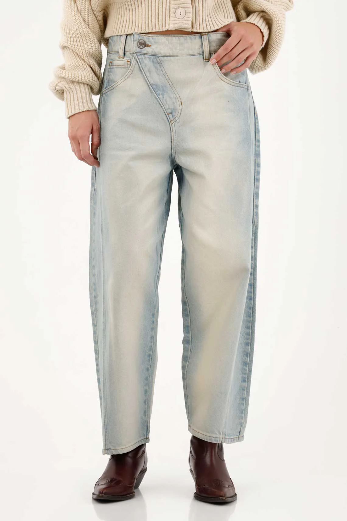 Straight Jeans with Resin Effect for Women - Image 2