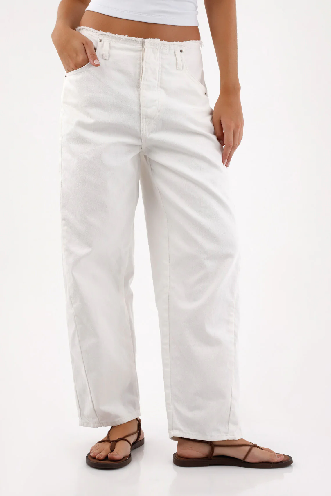 White cotton jeans for women with horse shoe cut and smooth waistband