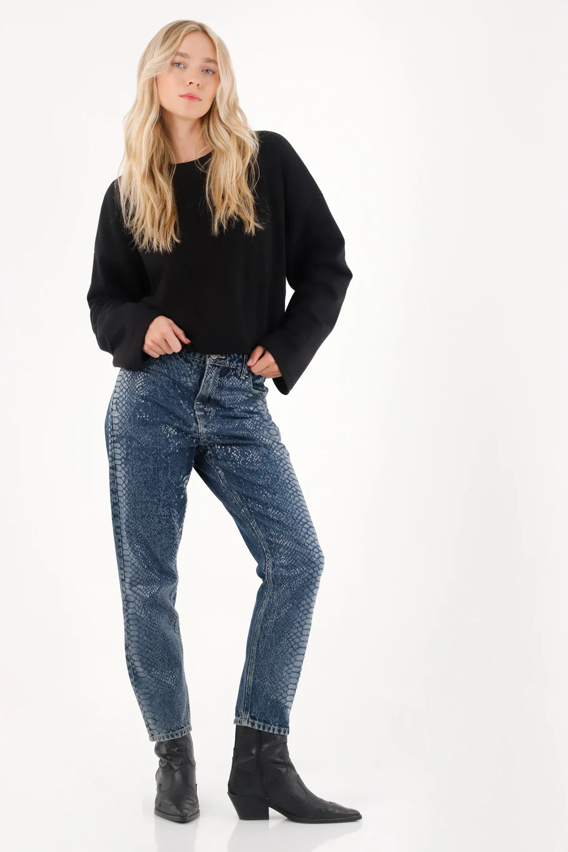 Low Rise Mom Jeans with Animal Print Foil for Women - Image 2