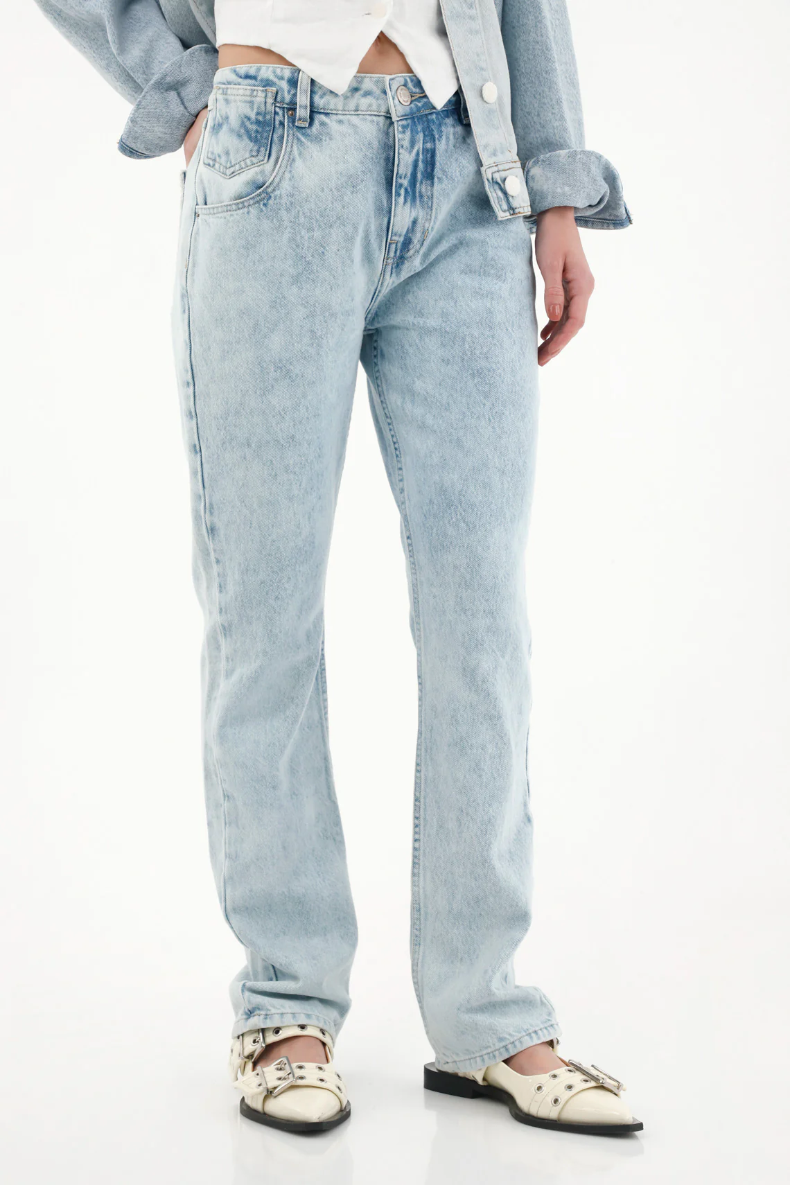 Women's Light Blue High-Rise Straight Leg Jeans - Image 2