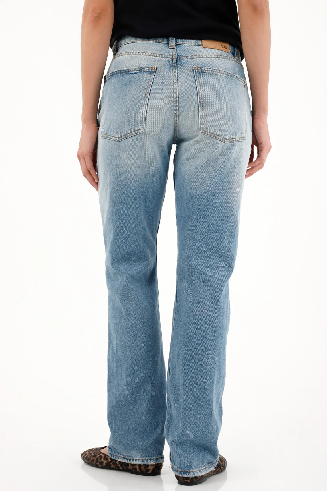 Women's White Pigment Straight Leg Jeans - Image 4