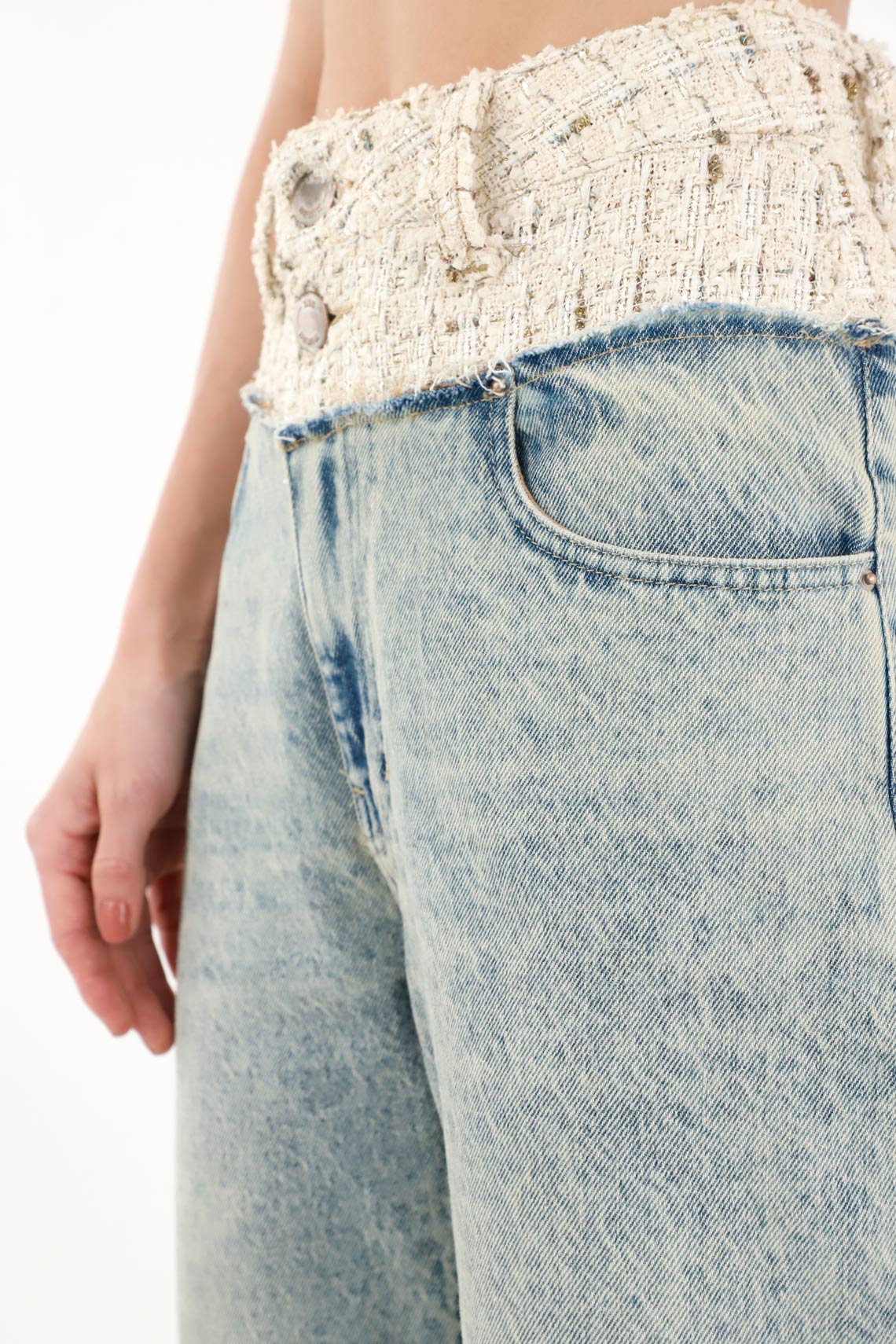 Women's Straight Cut Jeans with Woven Lurex Waistband - Image 3