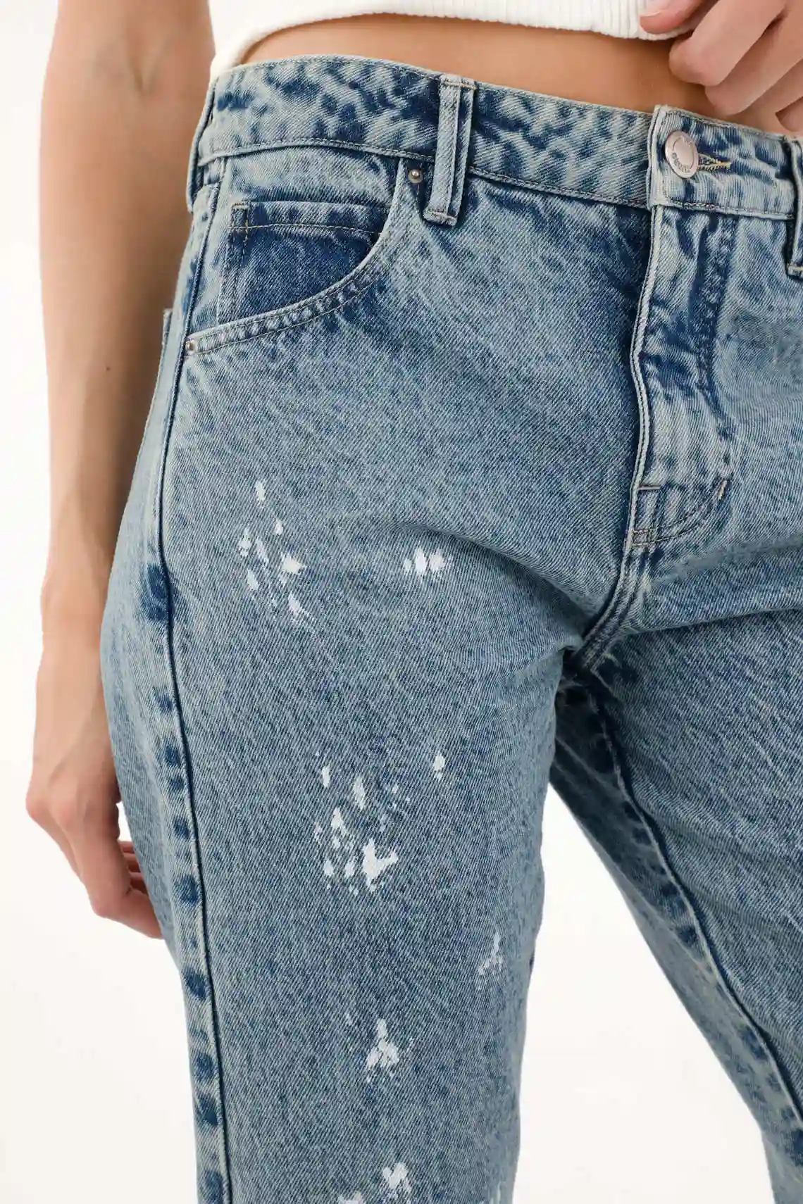 Straight Jeans with White Pigment Drops for Women - Image 3