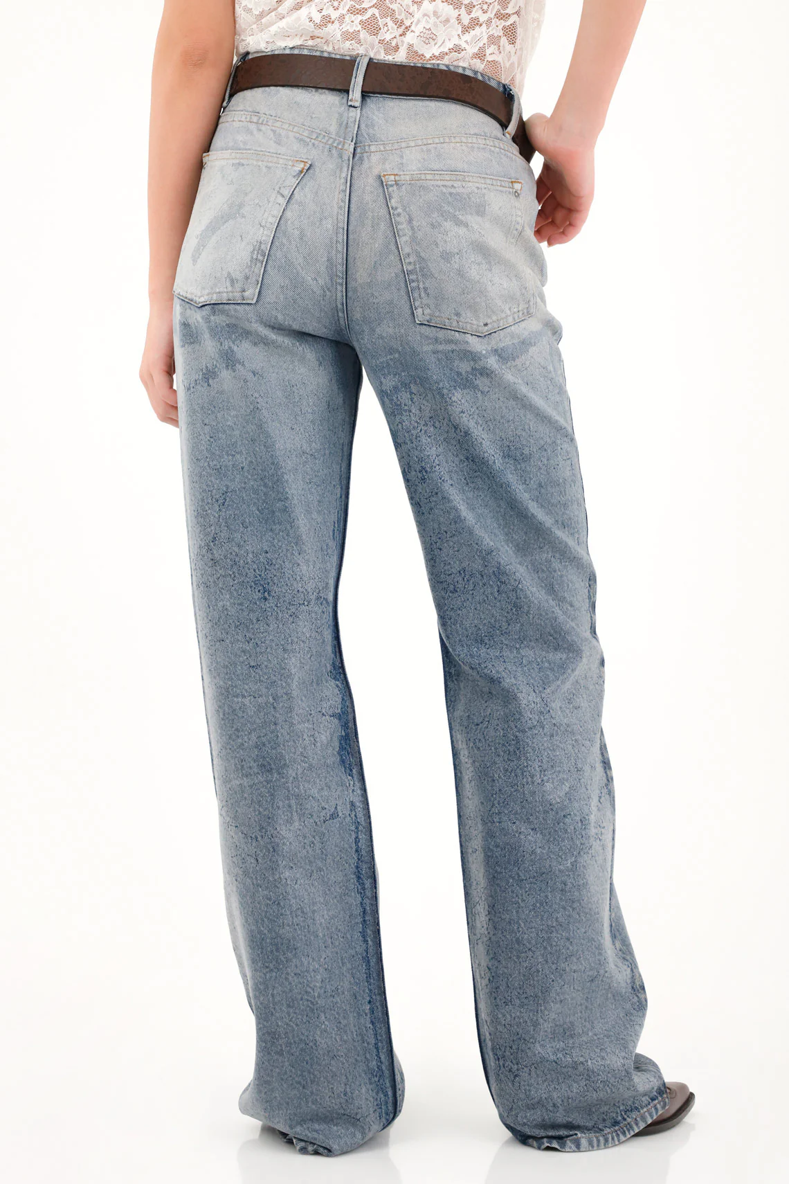 Women's High-Waisted Wide Leg Jeans with Gradient Wash - Image 4