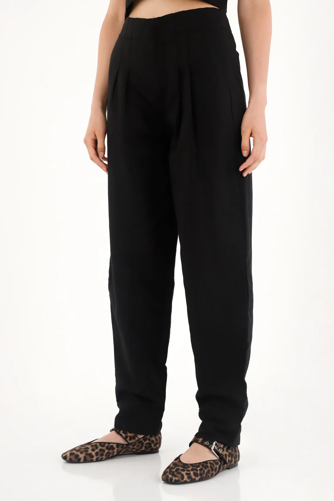 Women's Black 100% Linen Chino Pants - Image 2
