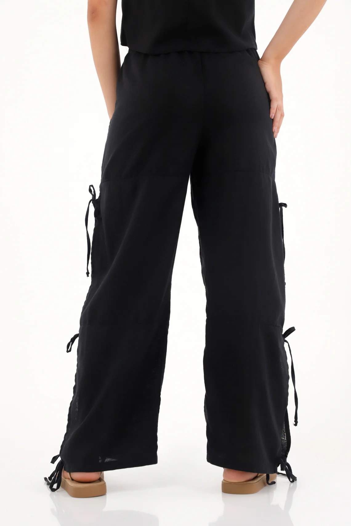 Women's black floral print slit pants - Image 4