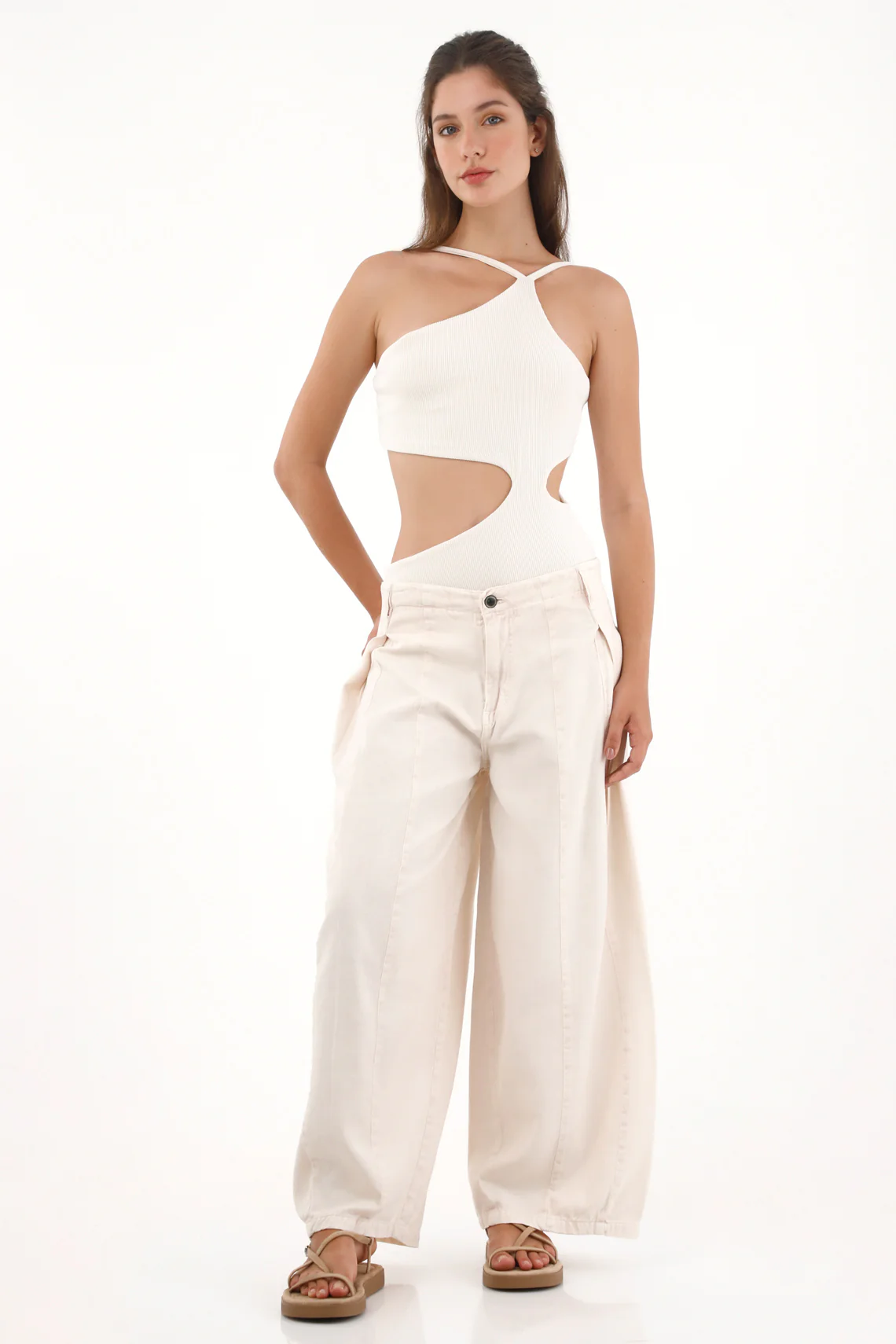 Wide Pink Trousers with Front Pleats for Women - Image 2
