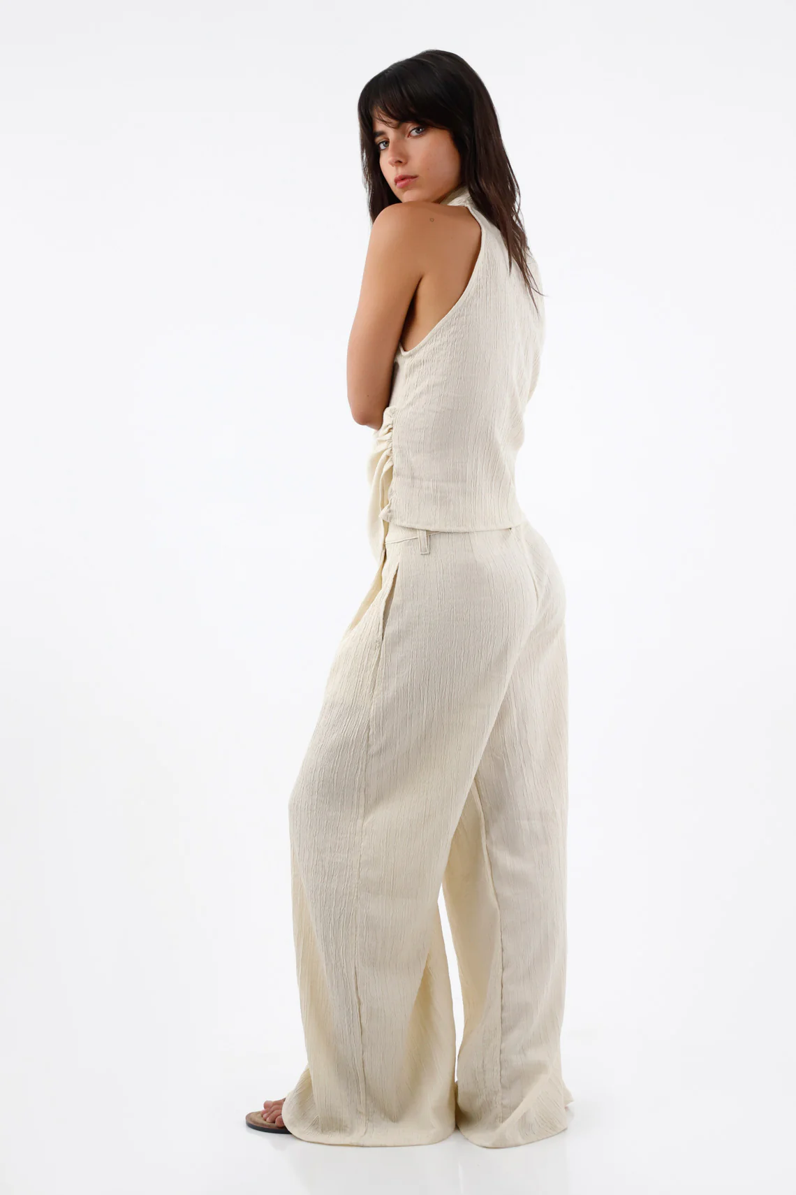 Beige Wide Leg Polyester Pants for Women with Crinkled Texture - Image 4