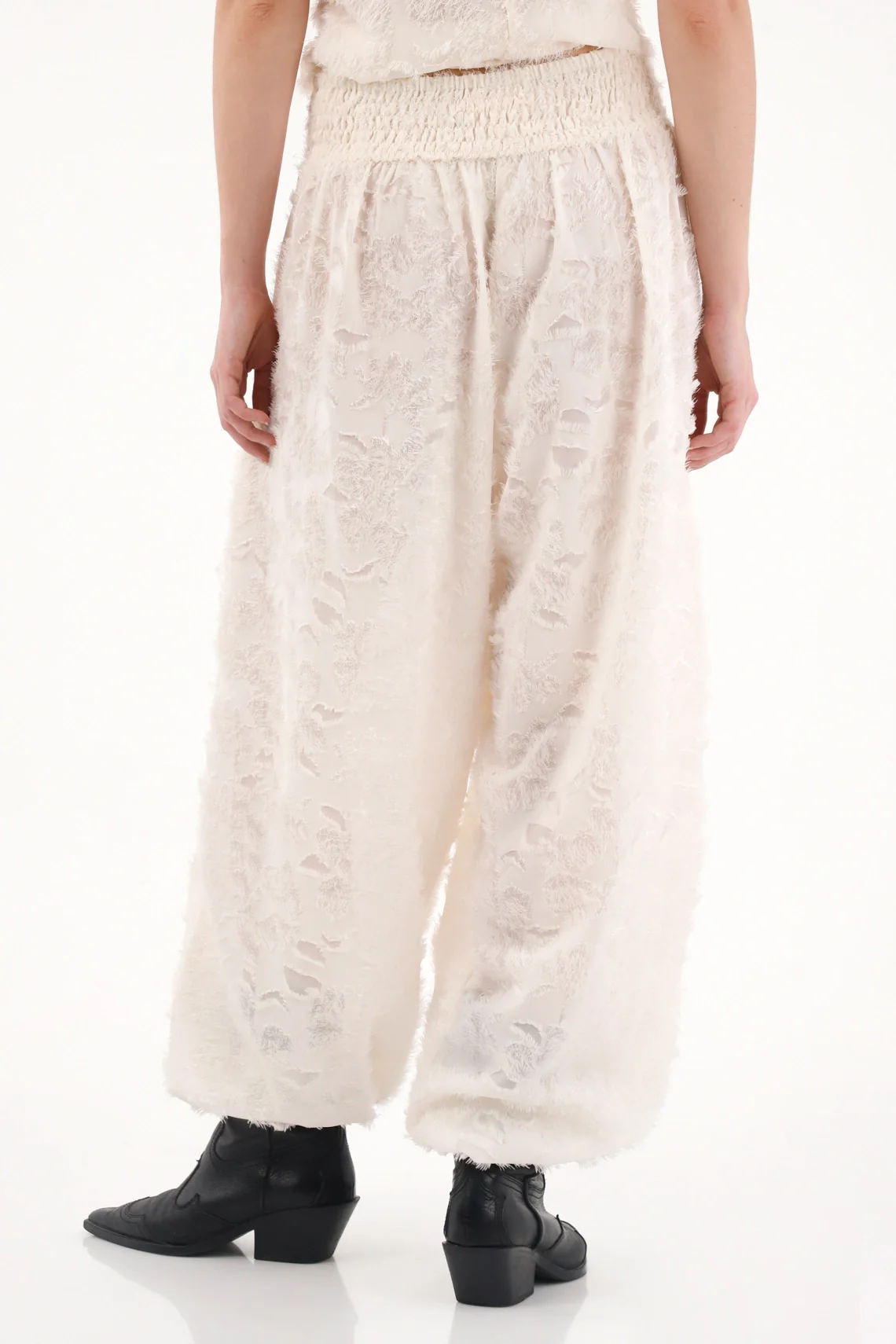 Off-White Aladdin Pants for Women - Image 4
