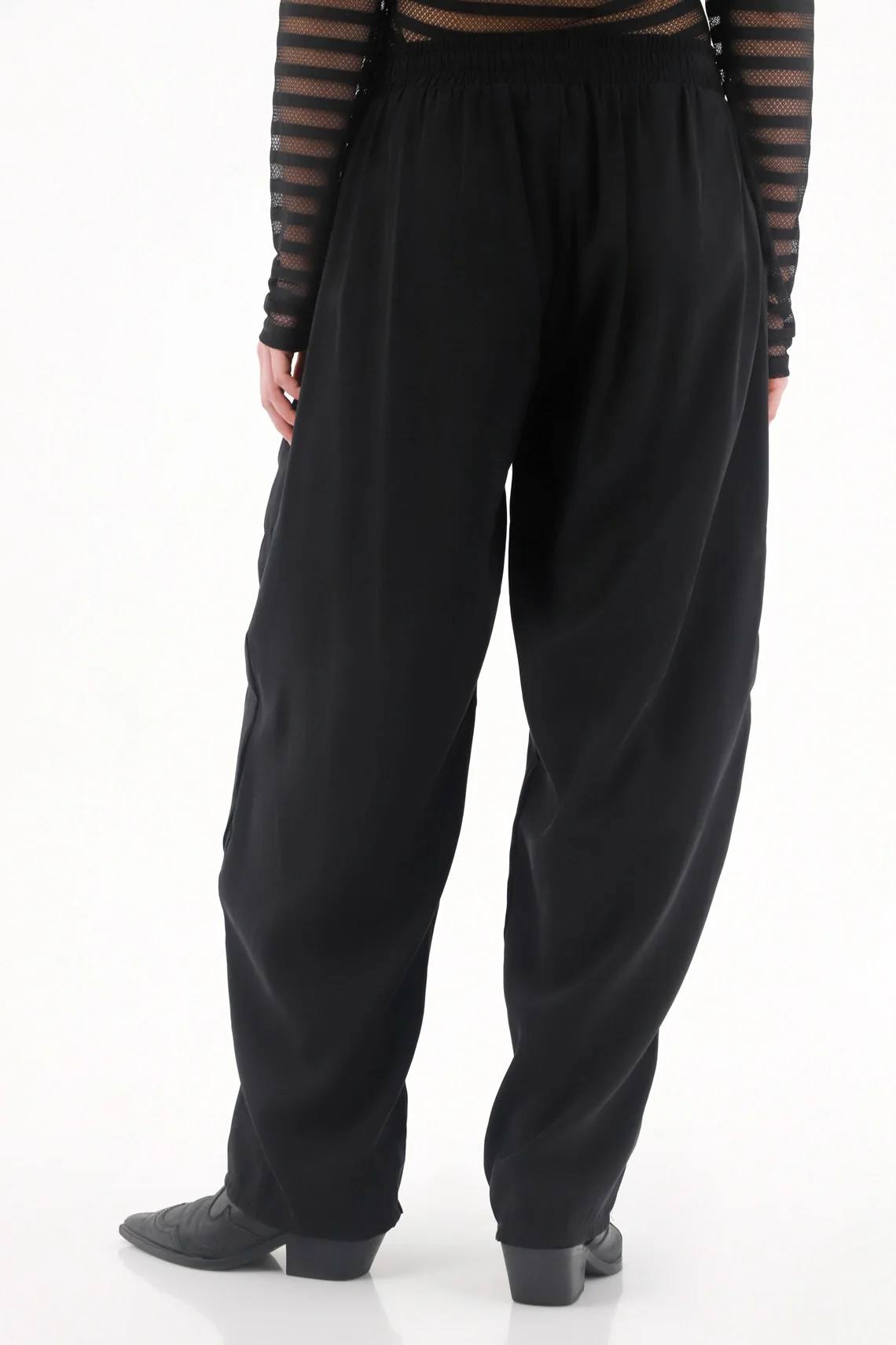 Black Side Pocket Pants for Women - Image 5