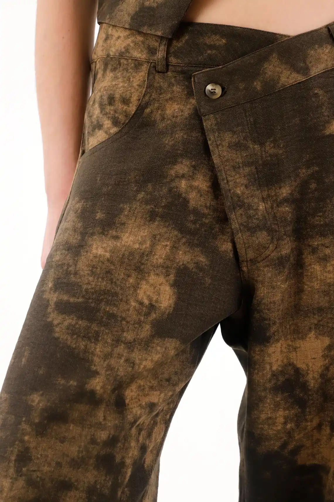 Straight Pants with Vintage Effect for Women - Image 3