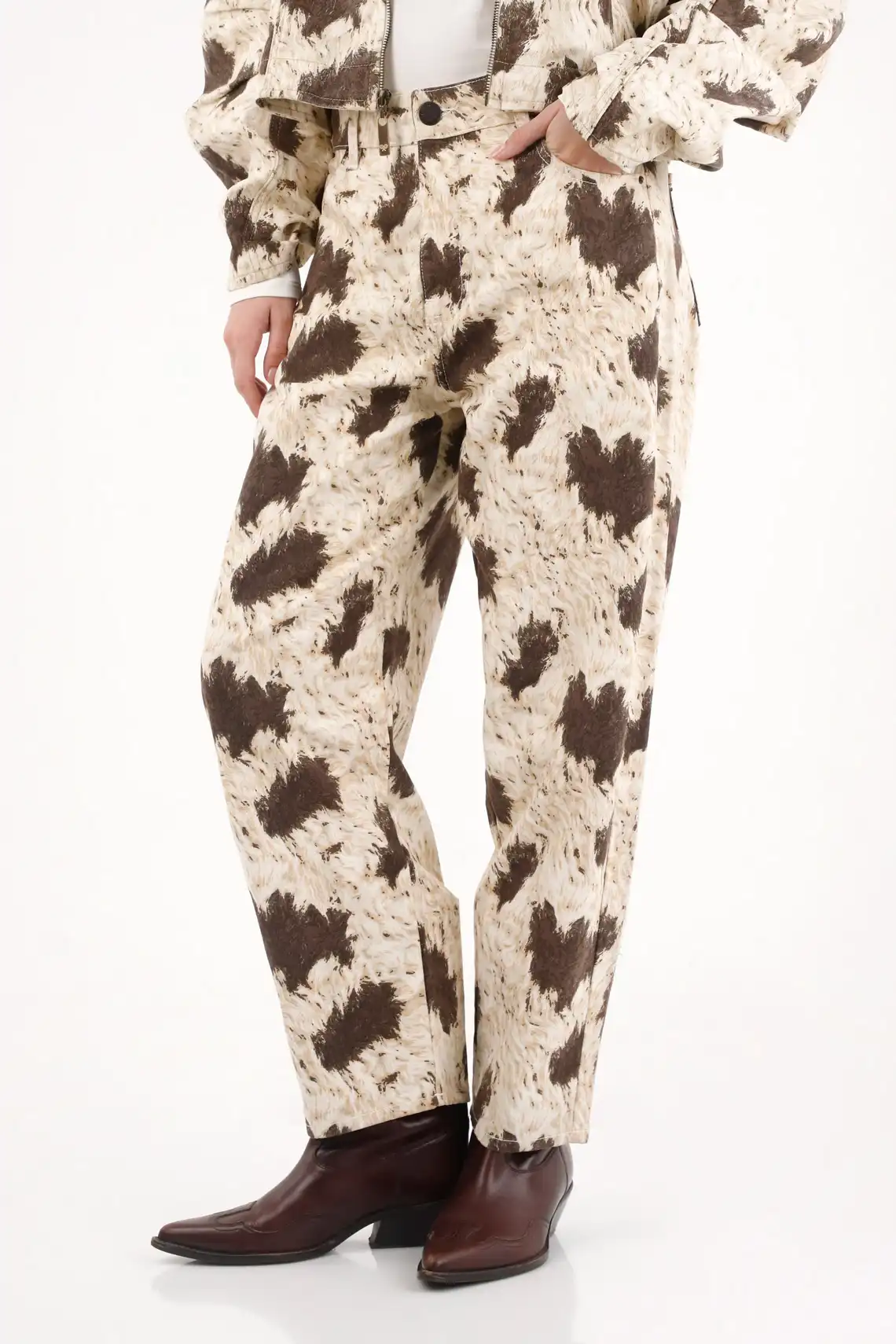 Barrel Pants in Printed Drill for Women - Image 2