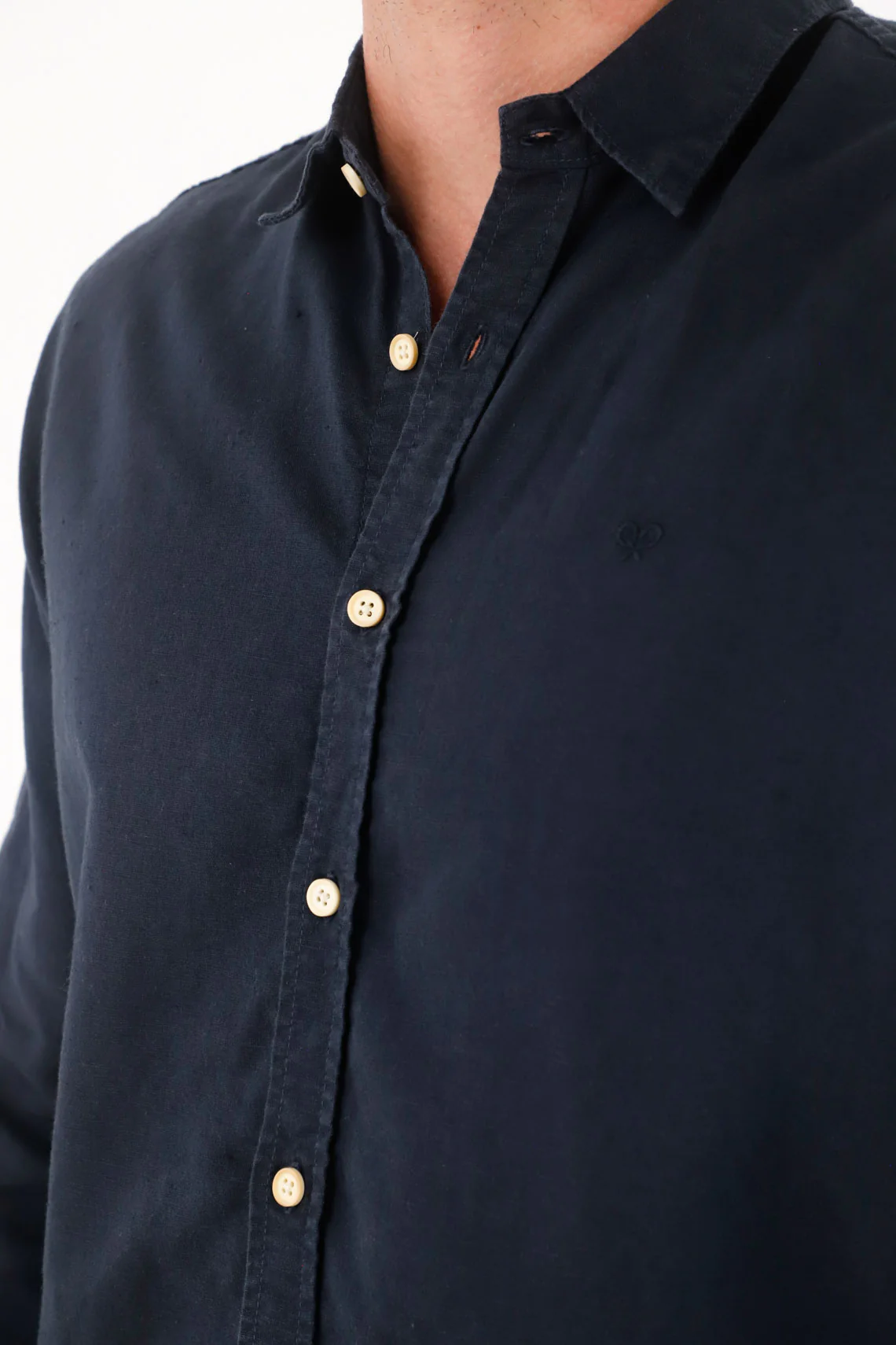 Relaxed Men's Navy Linen Shirt with Light Buttons - Image 3