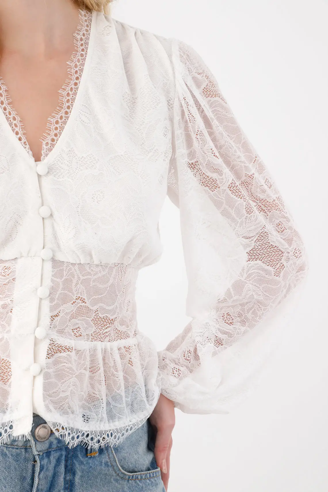 Long Sleeve Shirt with Lace in Off-White for Women - Image 3