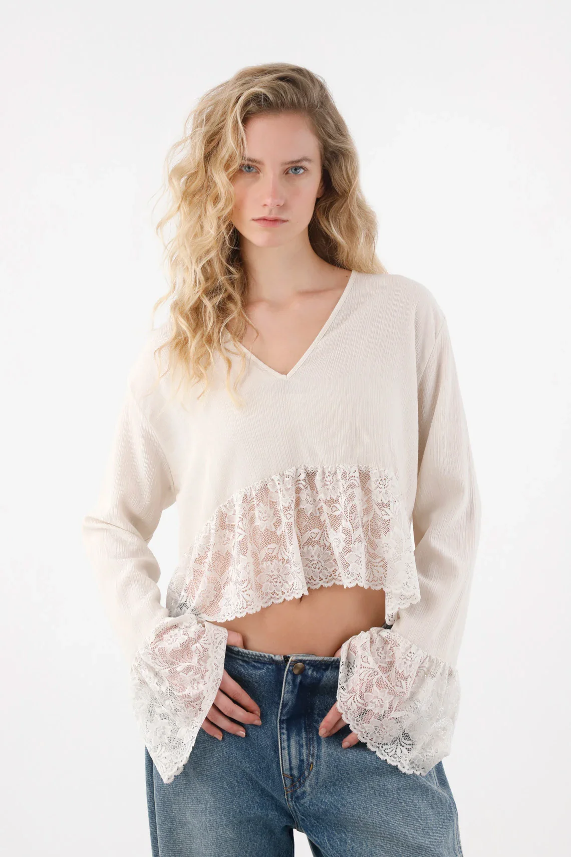 Long Sleeve Textured Fabric Shirt in Gray for Women