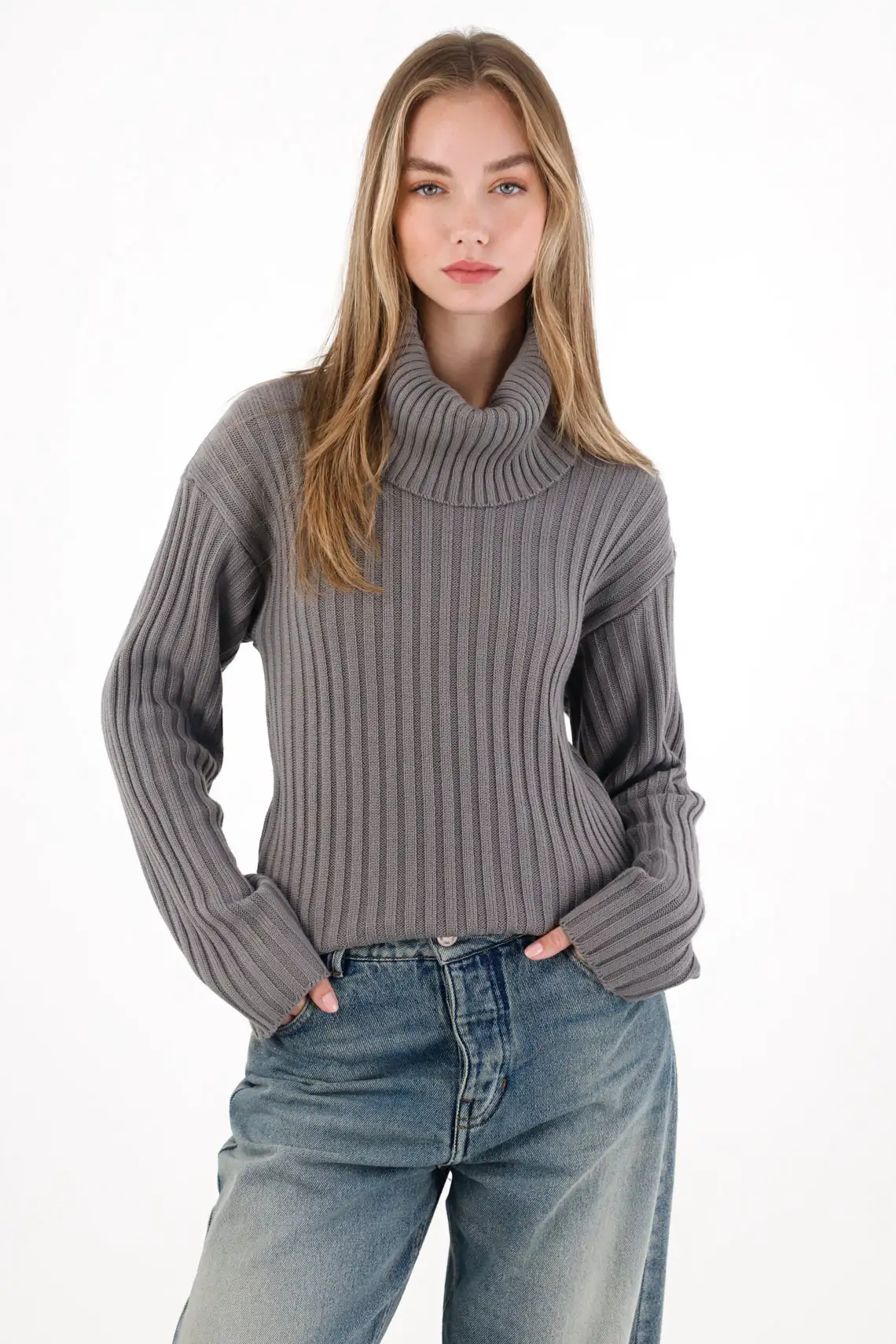 Turtleneck Gray Sweatshirt for Women