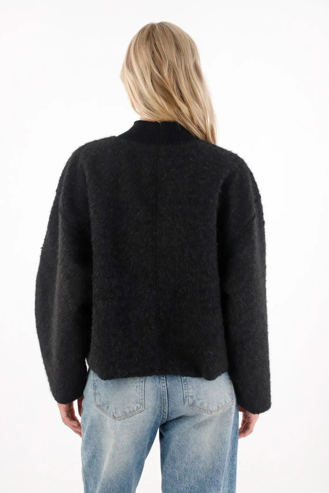 Horseshoe Sleeve Black Sweatshirt for Women - Image 4