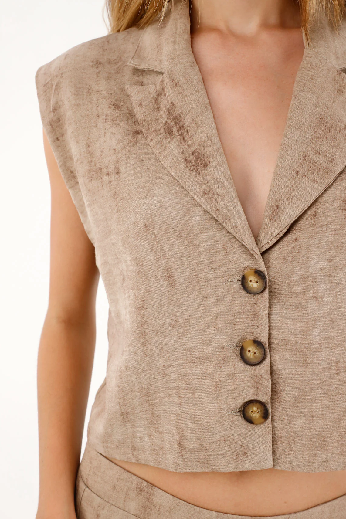 Women's Straight-Cut Brown Crop Vest - Image 3