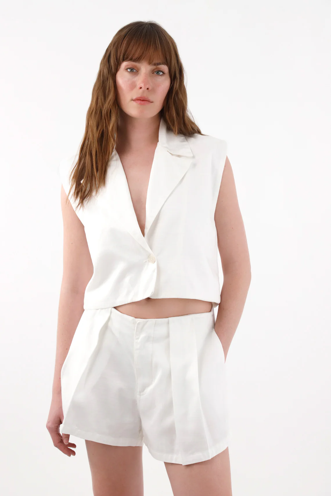Women's Cream Lapel Vest - Image 3