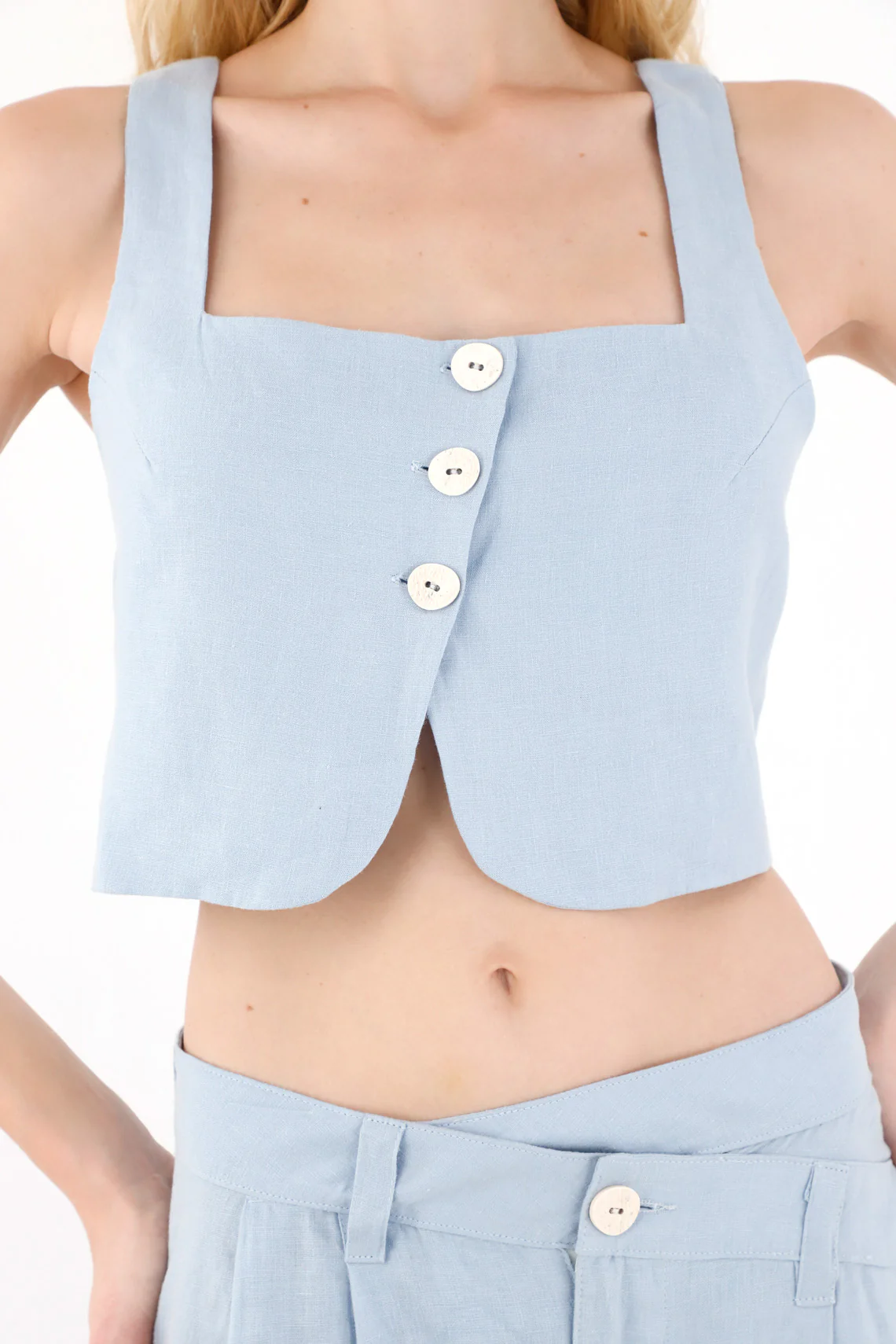Women's Blue Crop Vest in 100% Linen - Image 2