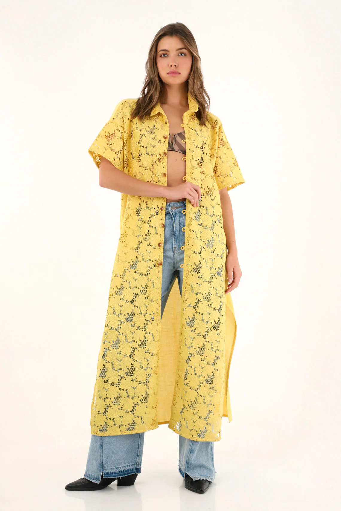 Women's yellow kimono with embroidered fabric - Image 3